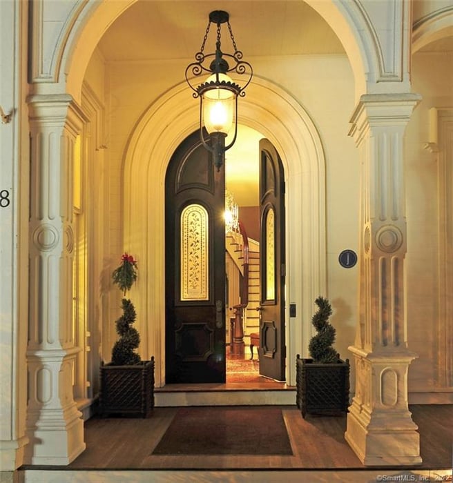 8 Norwich Road Photo 3