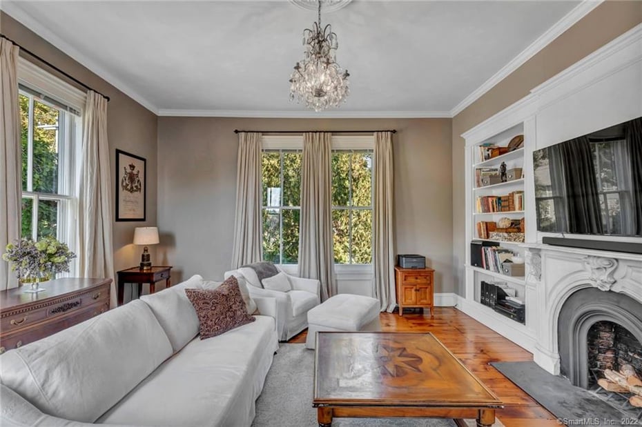 8 Norwich Road Photo 6