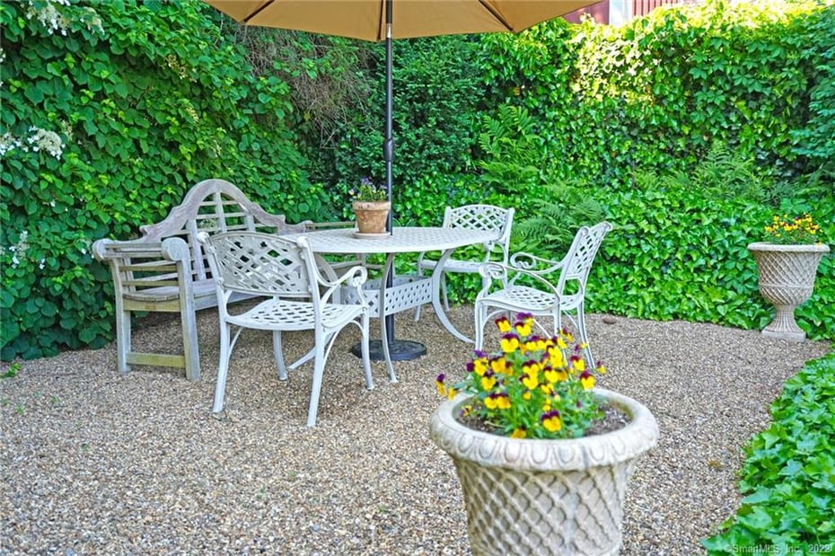 8 Norwich Road Photo 31