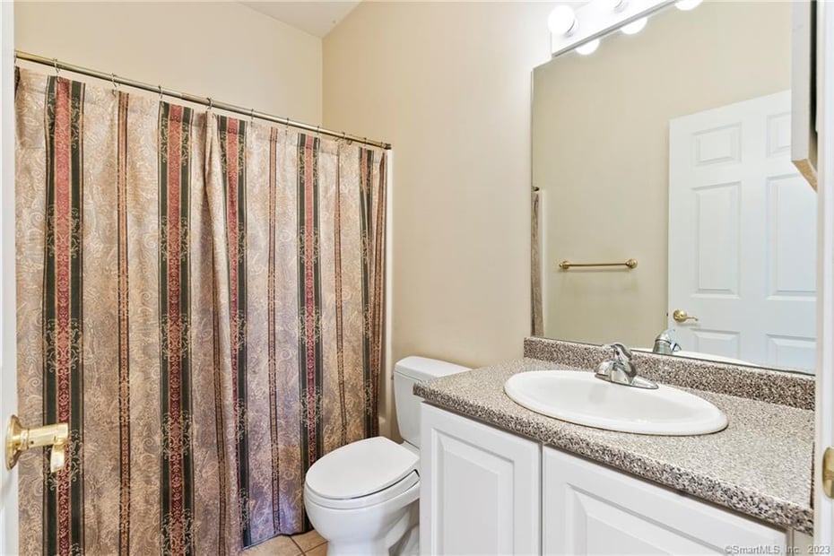 8 Maxwell Drive Photo 28