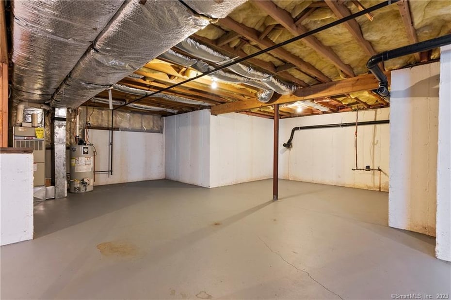 8 Maxwell Drive Photo 32