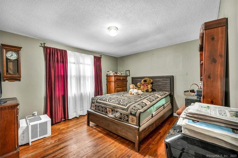 1 Hamilton Road Photo 12