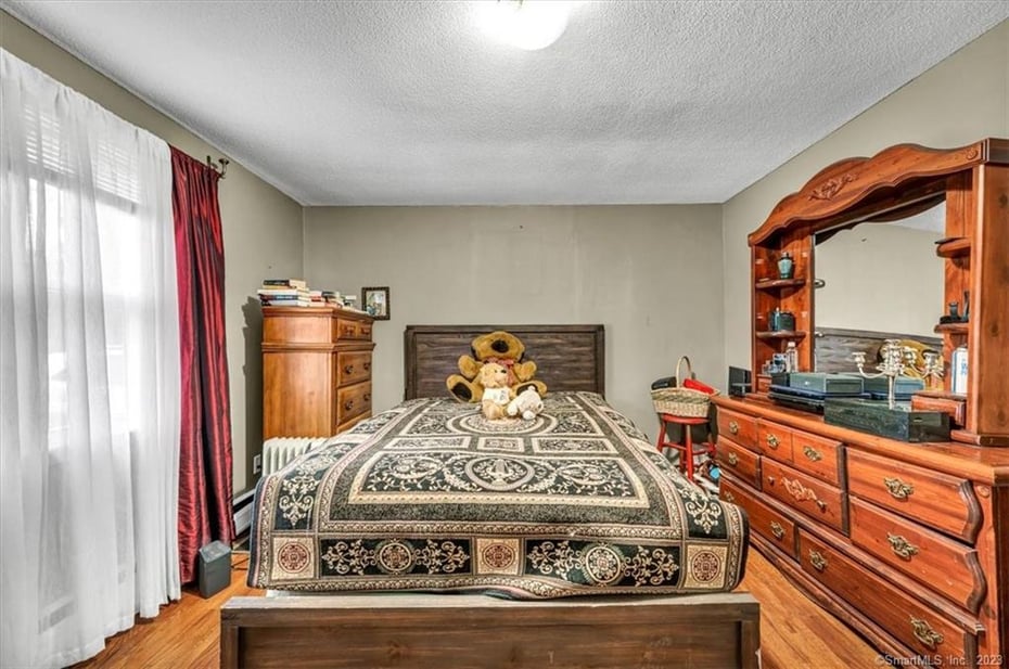 1 Hamilton Road Photo 13