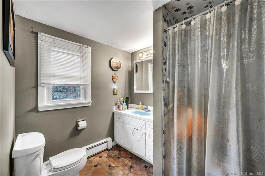 1 Hamilton Road Photo 22