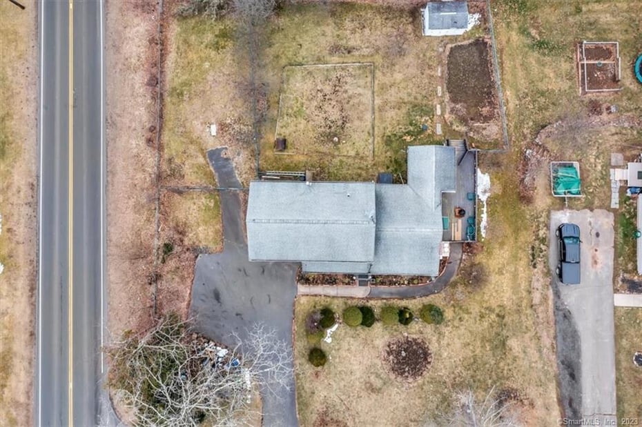 1 Hamilton Road Photo 37