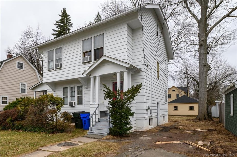 69 Arundel Avenue Photo 3