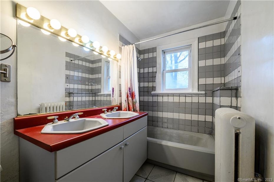 69 Arundel Avenue Photo 15