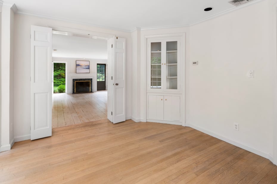 141 Scribner Hill Road Photo 12