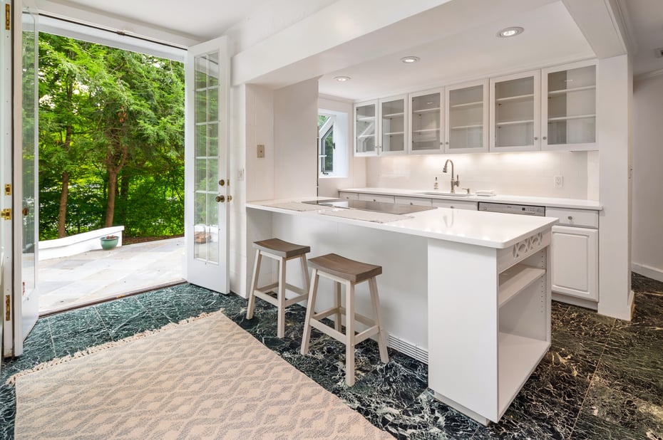 141 Scribner Hill Road Photo 15