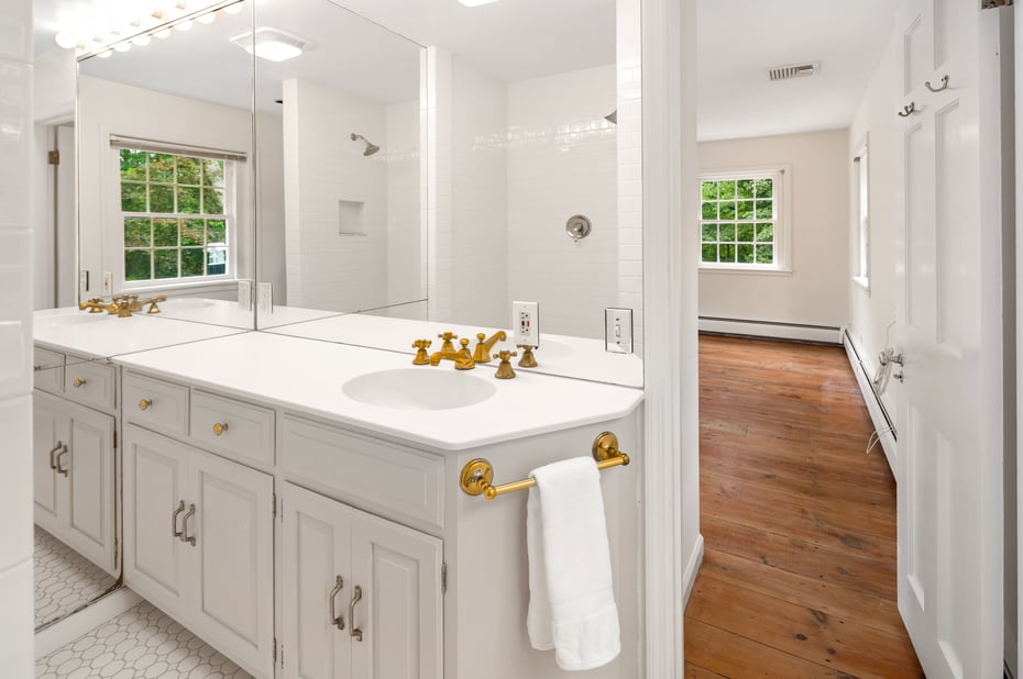 141 Scribner Hill Road Photo 40