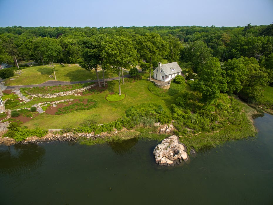 21 Tokeneke Trail Photo 9