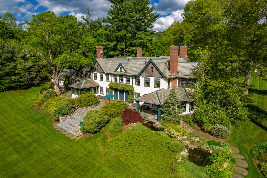 49 Mountain Spring Road Photo 1