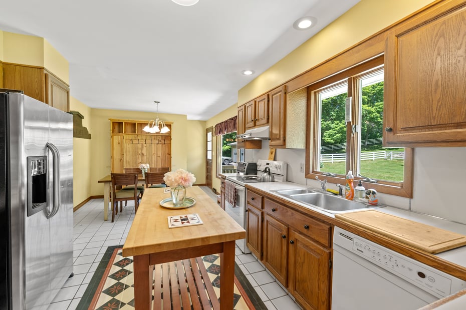 230 West Meetinghouse Road Photo 4