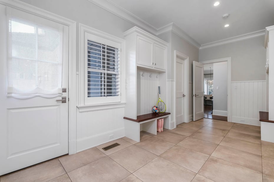 391 Park Avenue Photo 11