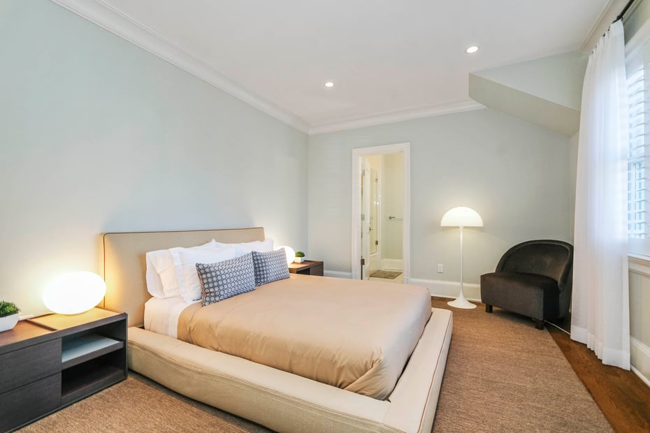 391 Park Avenue Photo 16