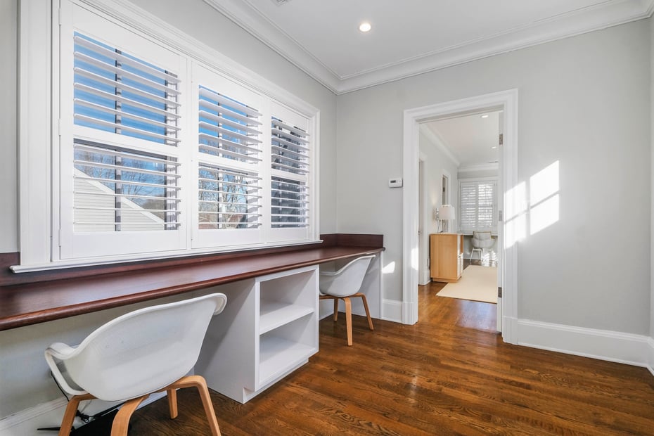 391 Park Avenue Photo 23