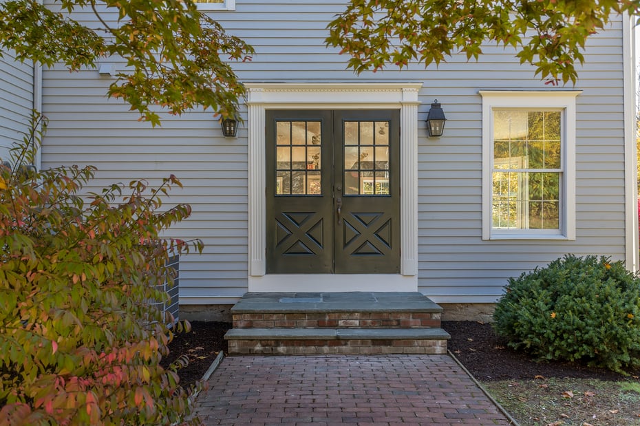 369 Litchfield Road Photo 7
