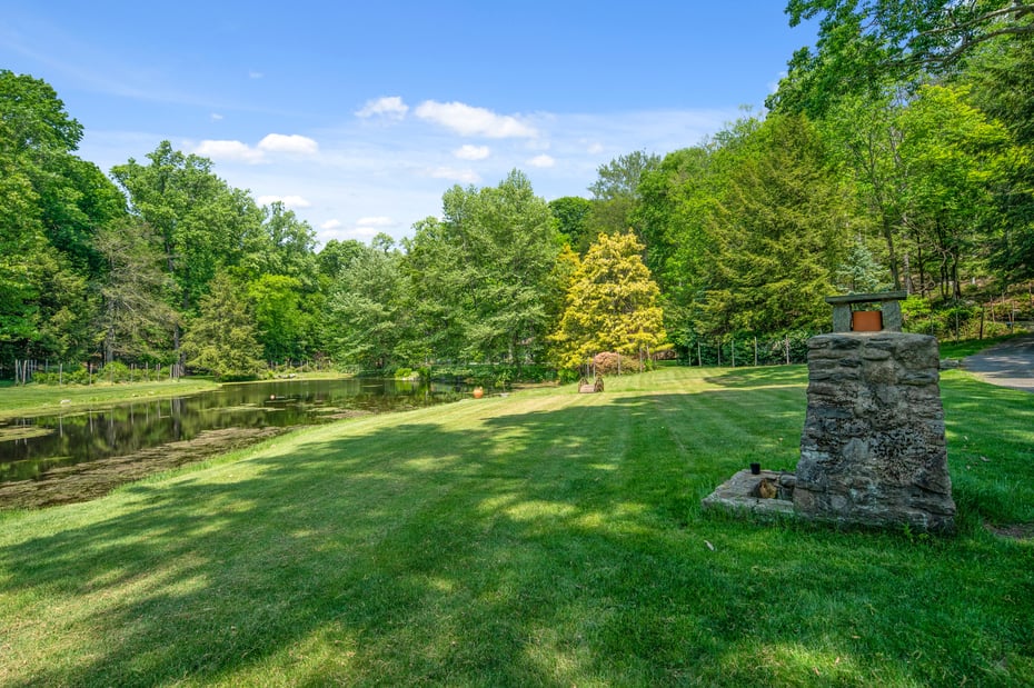 1021 Rock Rimmon Road Photo 33