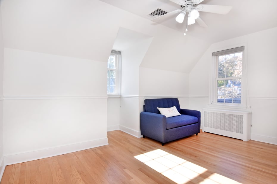 196 W Pondfield Road Photo 25