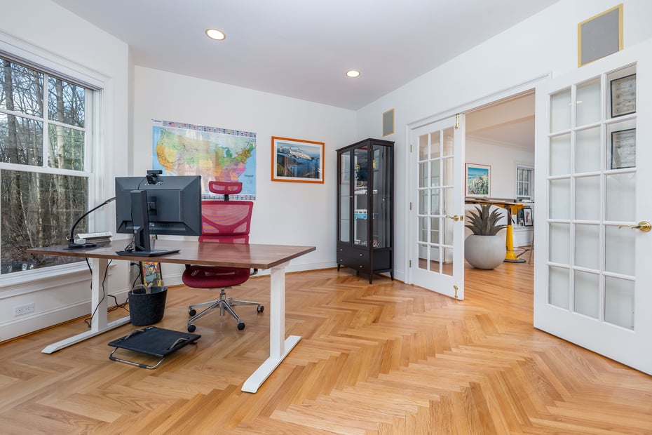2 Brighton Lane Photo 12