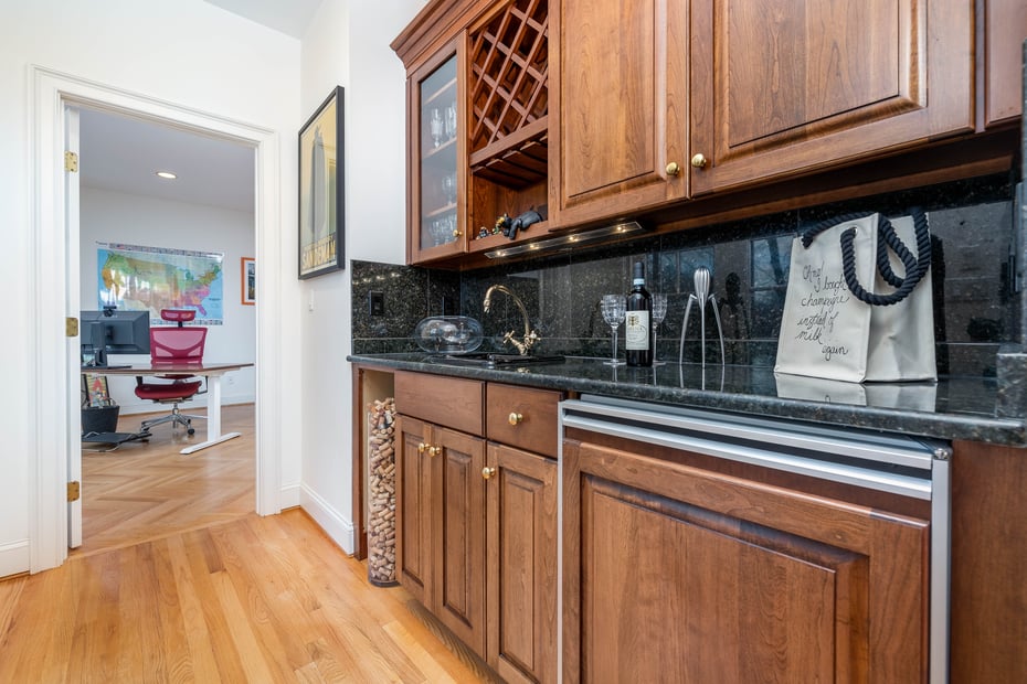 2 Brighton Lane Photo 14