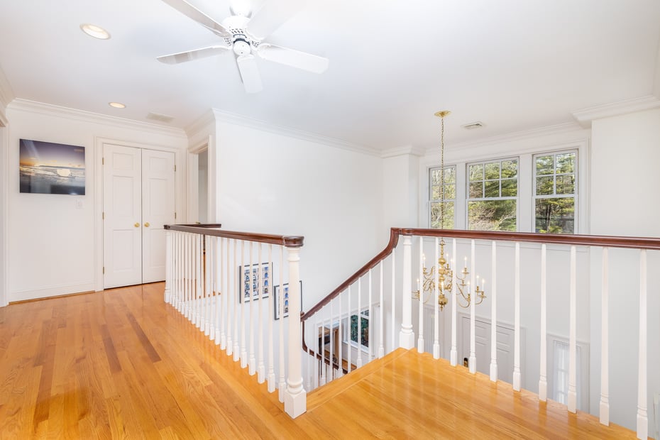 2 Brighton Lane Photo 17