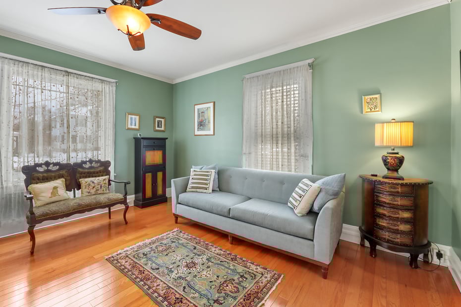 94 Commonwealth Ave Photo 6