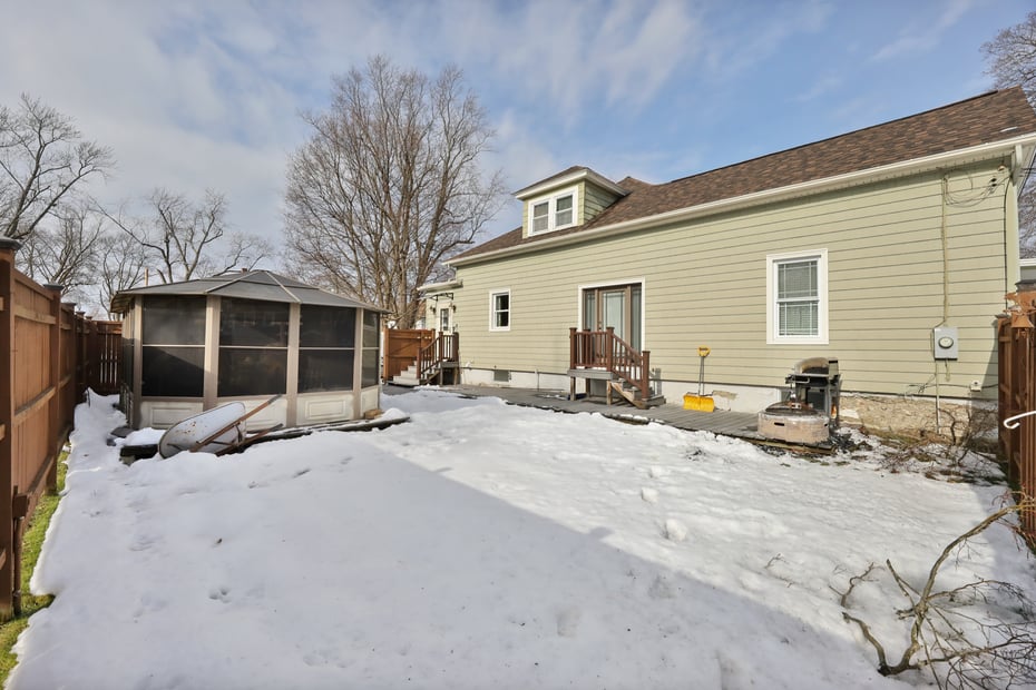 94 Commonwealth Ave Photo 29