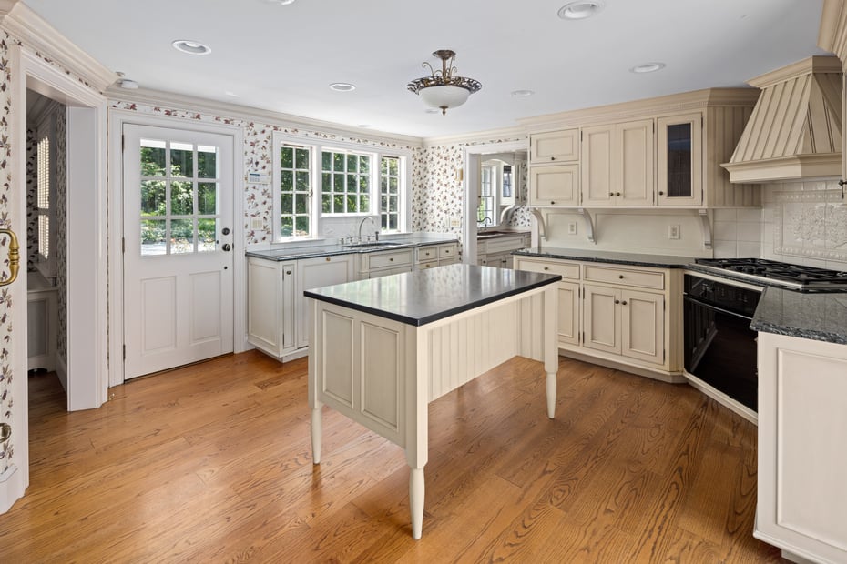 115 Greenley Road Photo 11