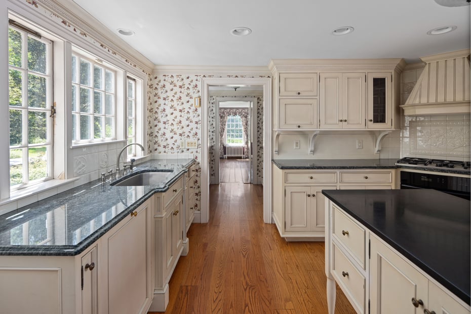115 Greenley Road Photo 13