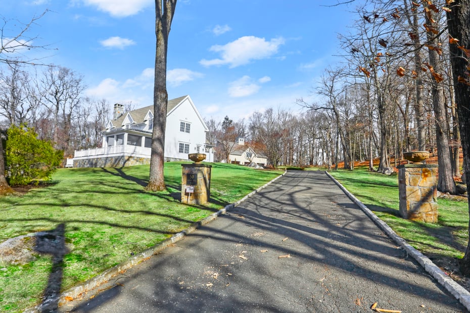 50 Laurel Hill Road Photo 1