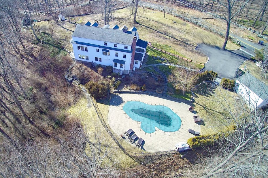 228 Florida Hill Road Photo 2