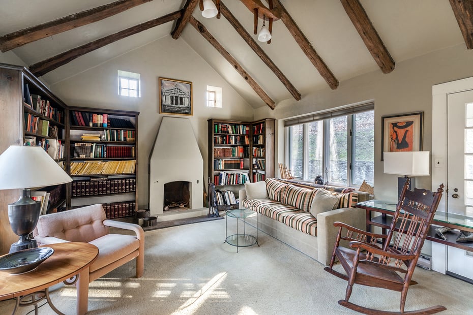 19 Cedar Hill Road Photo 8