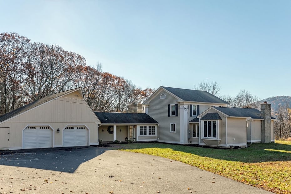 83 Buckingham Road Photo 1