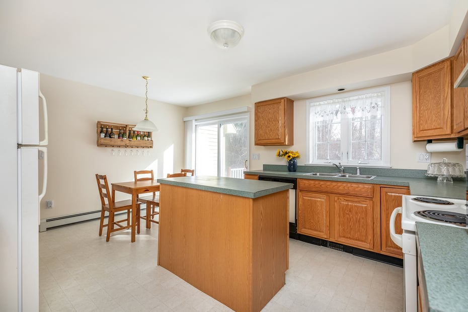 49 Brynmoor Court Photo 6