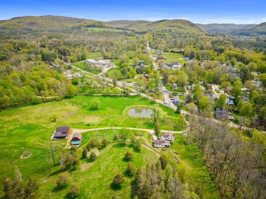 18 Brewster Road Photo 4