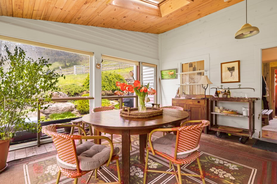 18 Brewster Road Photo 8