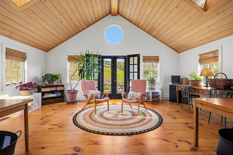 18 Brewster Road Photo 15