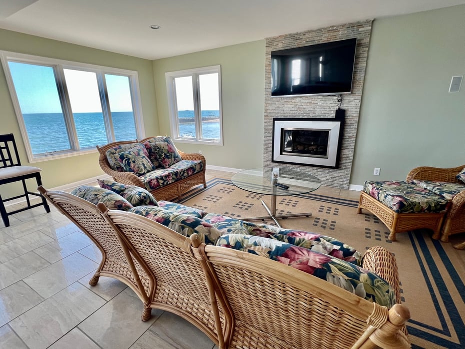 146 Middle Beach Road Photo 3