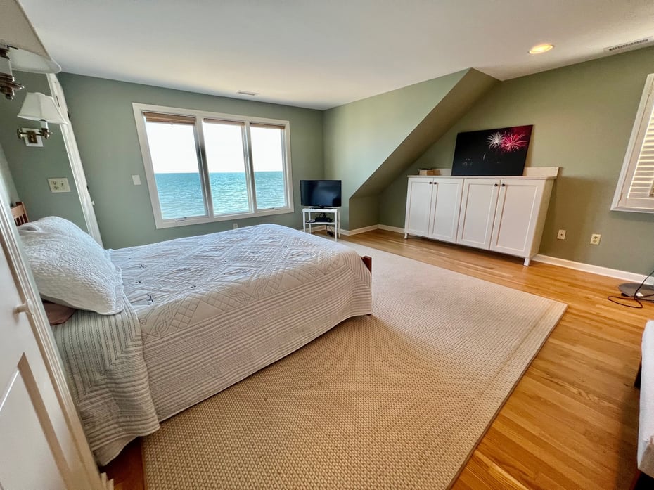 146 Middle Beach Road Photo 10