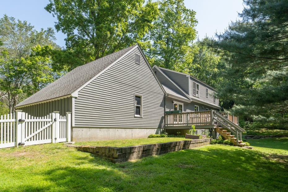 8 Hickory Hill Drive Photo 5
