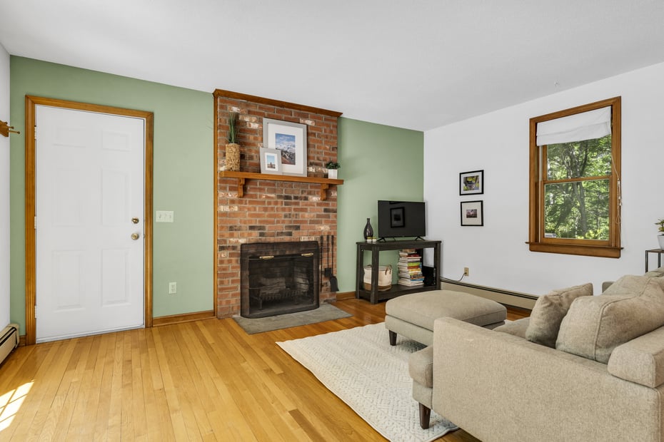 8 Hickory Hill Drive Photo 25