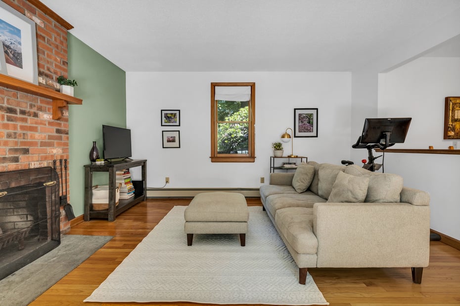 8 Hickory Hill Drive Photo 26