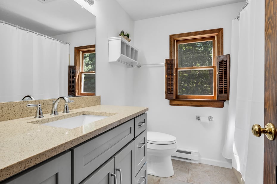 8 Hickory Hill Drive Photo 32