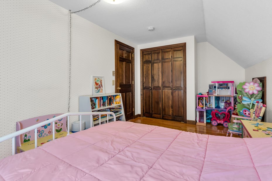 8 Hickory Hill Drive Photo 34