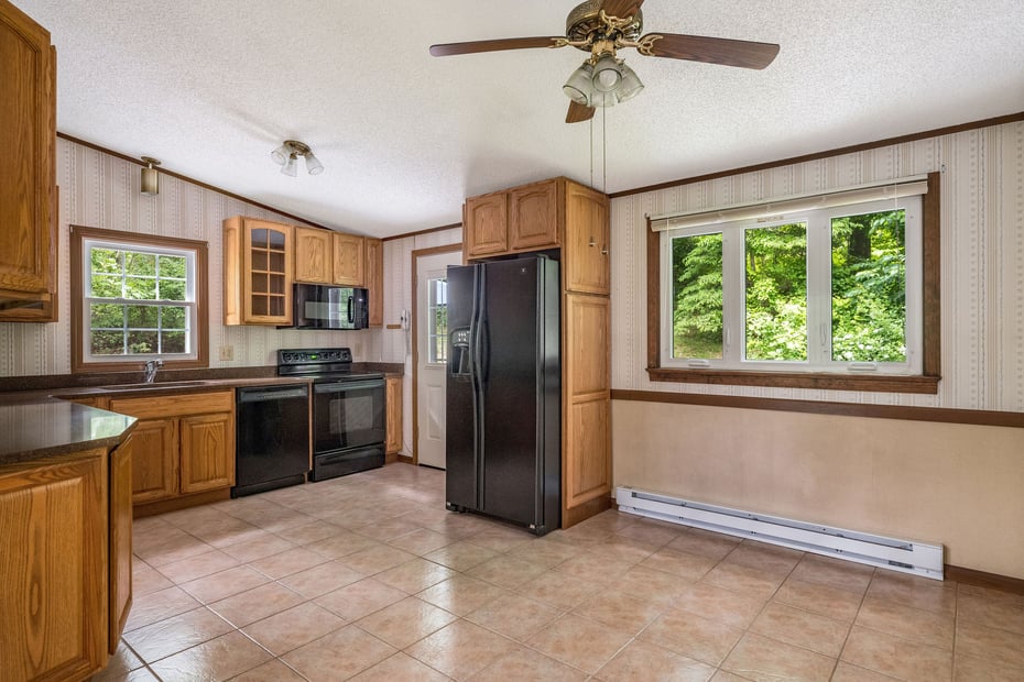 218 Airline Road Photo 4