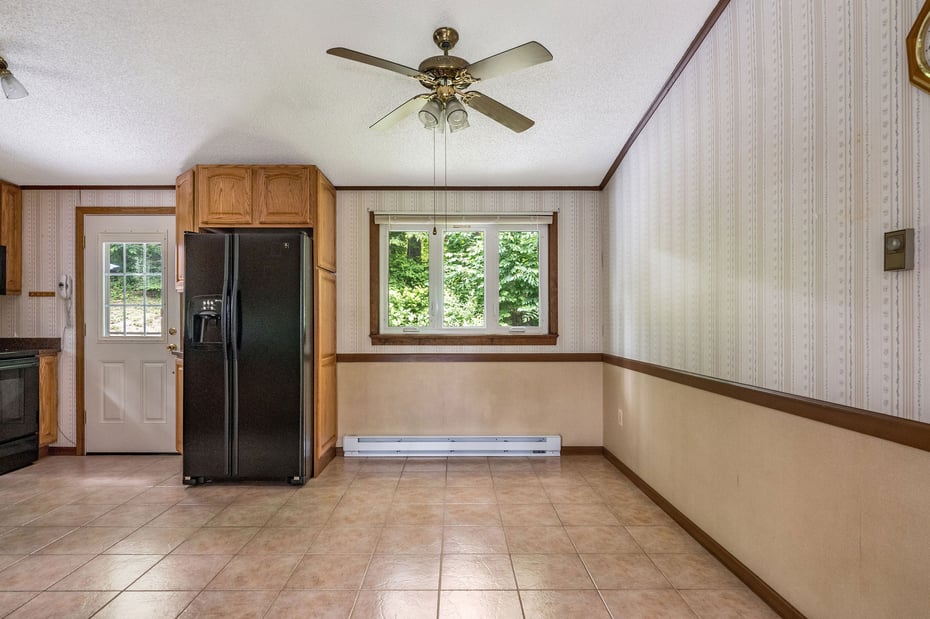 218 Airline Road Photo 7