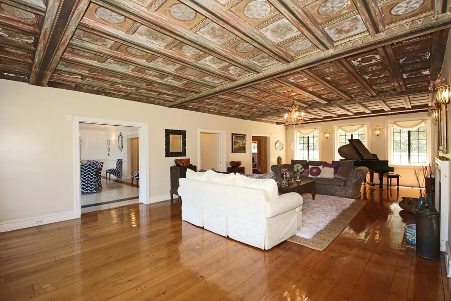 30 Mark Twain Lane Photo 14