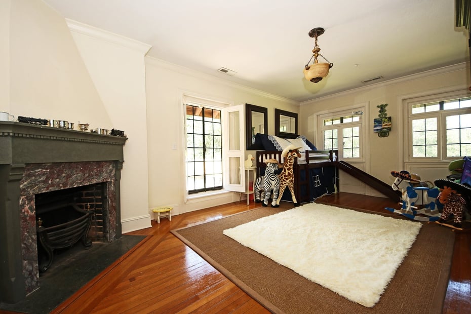 30 Mark Twain Lane Photo 27