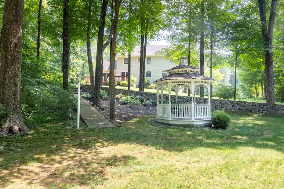 4 Saugatuck Ridge Road Photo 39
